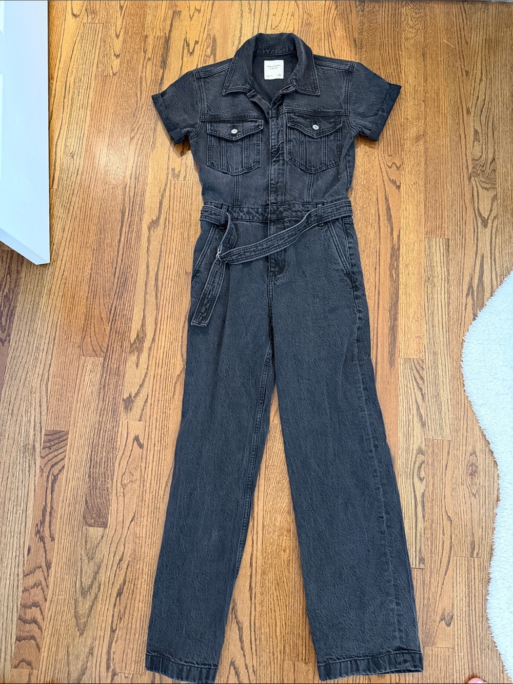 Abercrombie & Fitch Black Short-Sleeve Denim Jumpsuit with Tie Belt